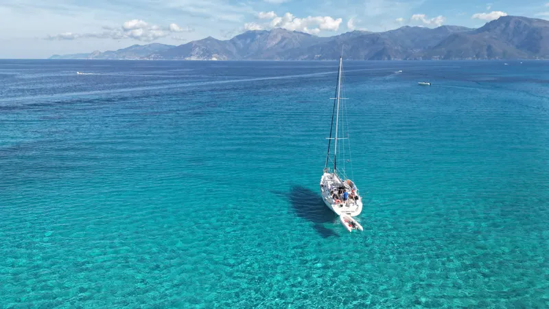 Eridu, voilier Bénéteau Oceanis 400 à Saint-Florent